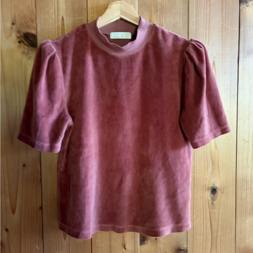 Suzie Kondi Paros Puff Shoulder Short Sleeve Top Rose Gold Velour Women’s XS
